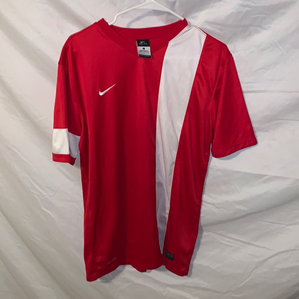 Red Nike t-shirt size large.